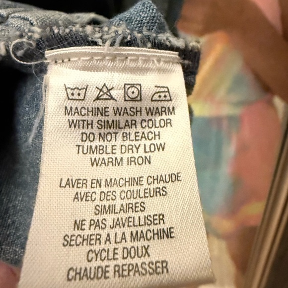 Vintage 2002 Harley Davidson women’s short sleeve shirt. - Picture 9 of 13